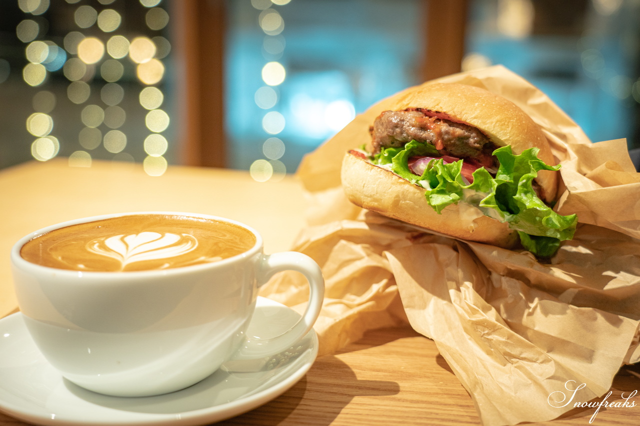 星野リゾート　トマム｜滑走後、時には夕方までまったりと。。。ちょっと贅沢な時間を過ごしてみてはいかがでしょう？新イベント『つきのdeアプレスキー』開催中！
